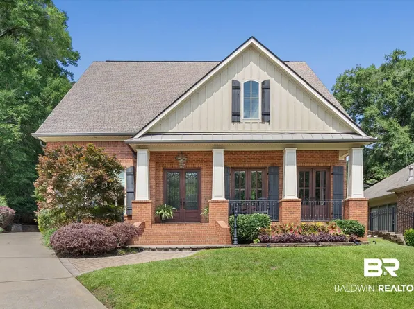 808 Country Club Ct, Mobile, AL 36609