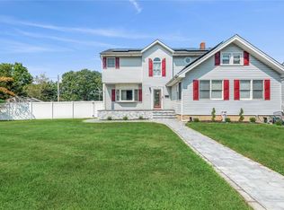 107 Nill St, West Babylon, NY 11704