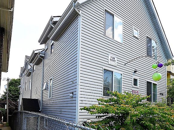 5th image of 4746 19th Ave NE