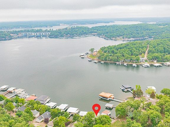 4th image of 17883 Sheldon Pt