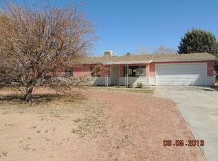 15833 Wichita Rd, Apple Valley, CA 92307