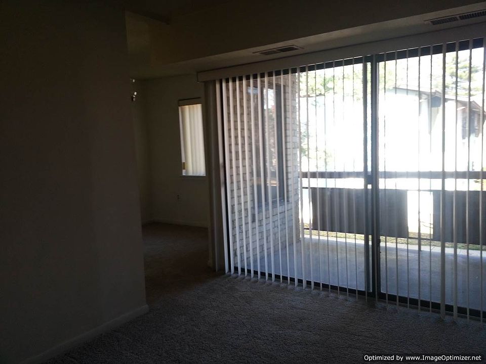 1st image of 2841 Windsor Dr APT 203