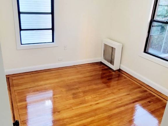 3rd image of 3311 Parkside Pl #2
