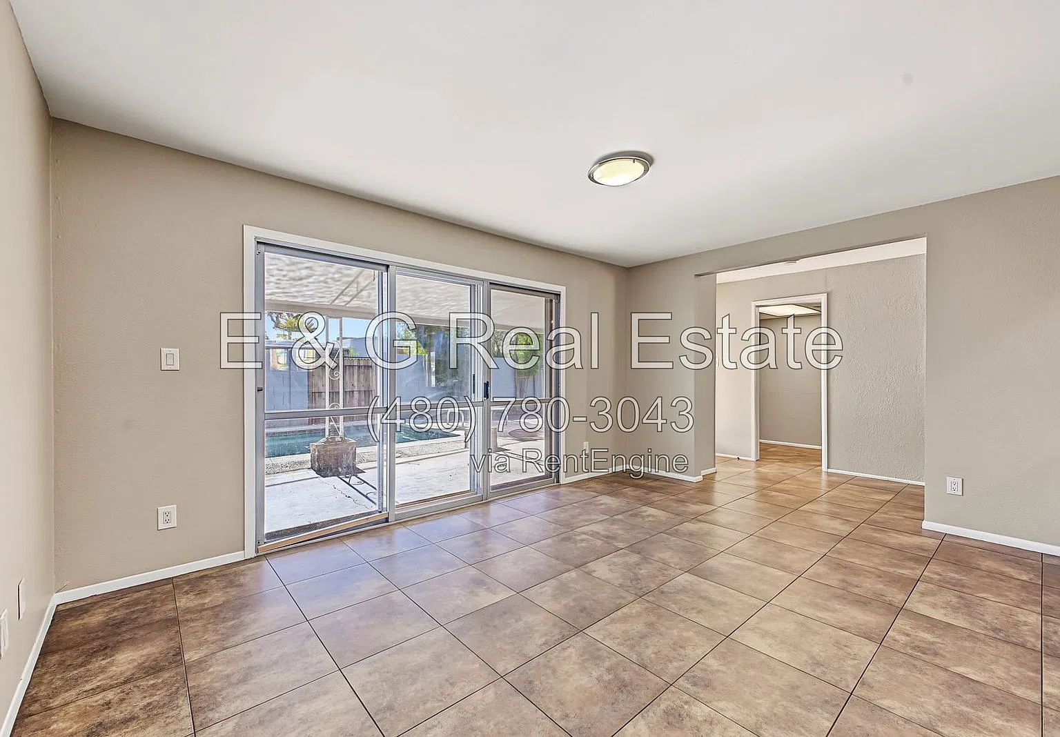 4 bed, 3.0 bath, 2632 sqft, $3,200 — Photo 2