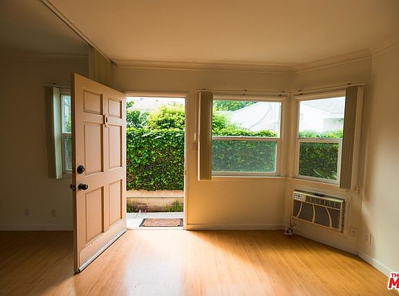 4th image of 1217 25th St #D