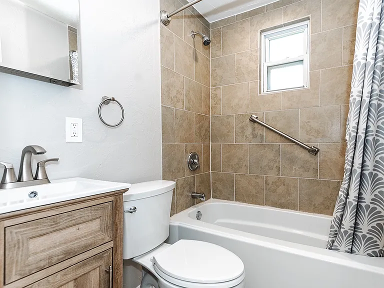 626 Ridgemont Dr — Photo 9