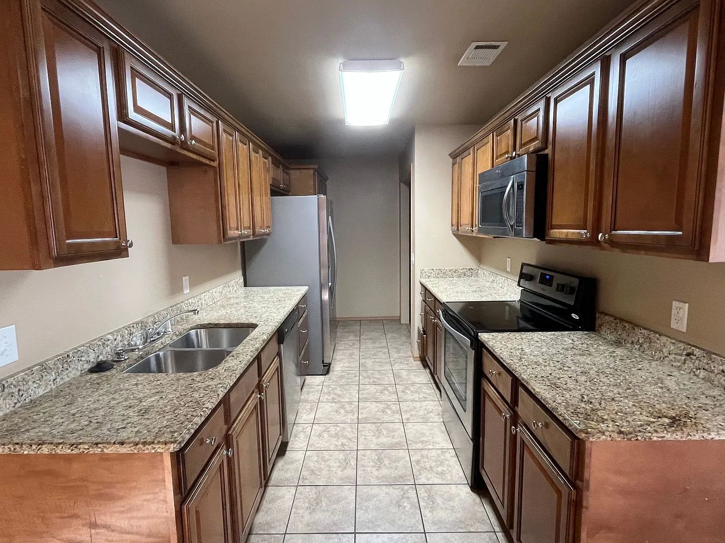 1502 S Cleveland Ave — Photo 4