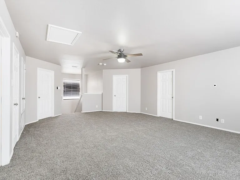 13415 Rhodes Villa — Photo 11