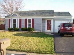 2205 Bannister Ln, Aurora, IL 60504