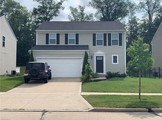 899 Queens Gate Way, Wadsworth, OH 44281