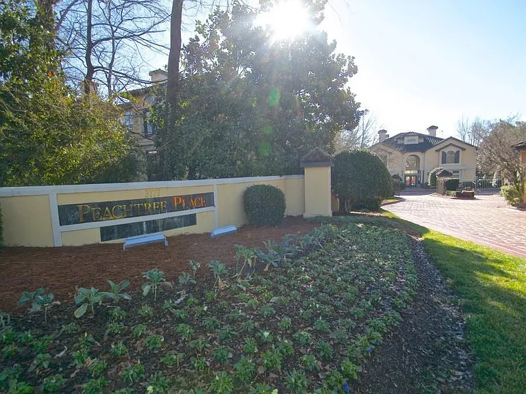 3777 Peachtree Rd NE #735 — Photo 2