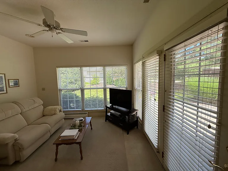 206 Blue Sky Ct — Photo 11