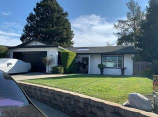 190 Holiday Ct, Martinez, CA 94553