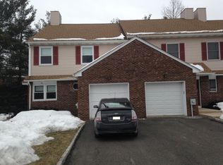 41 Park View Pl #1X, Fair Lawn, NJ 07410