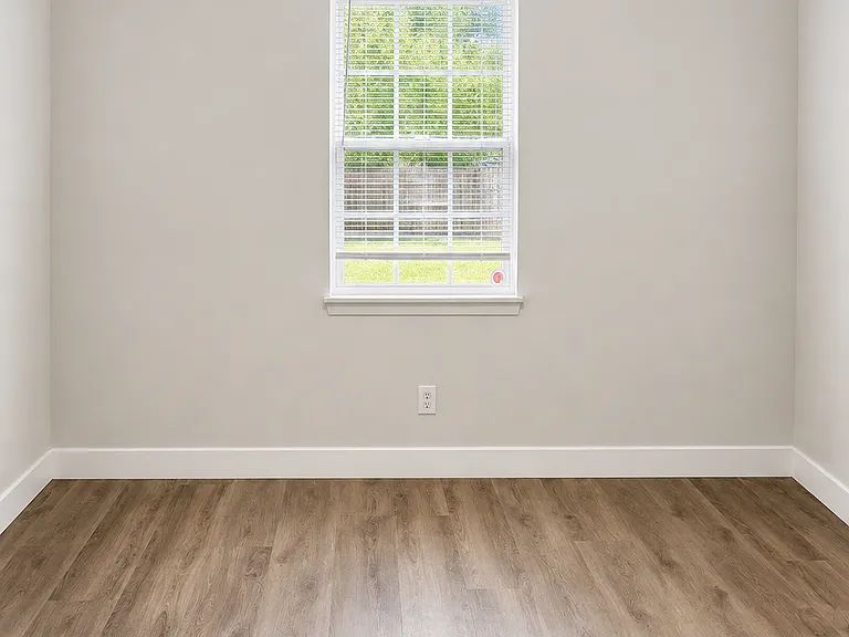 230 N Holly Ave — Photo 14