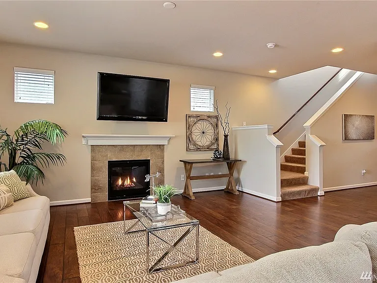 8840 Jayden St NE — Photo 2