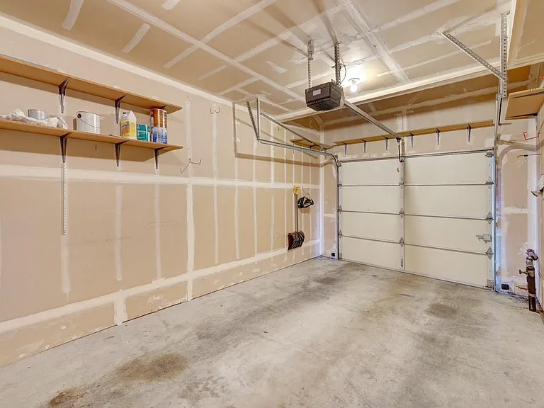 465 Queen Ave NE #403 — Photo 19