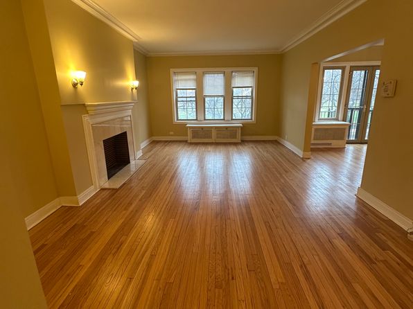 6838 S South Shore Dr APT 2