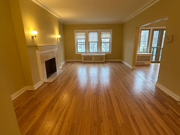 6838 S South Shore Dr APT 2, Chicago, IL 60649