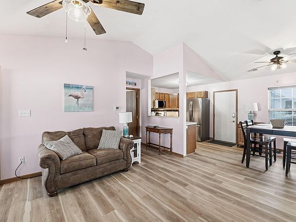 5th image of 8642 Victoria Meadow Ln