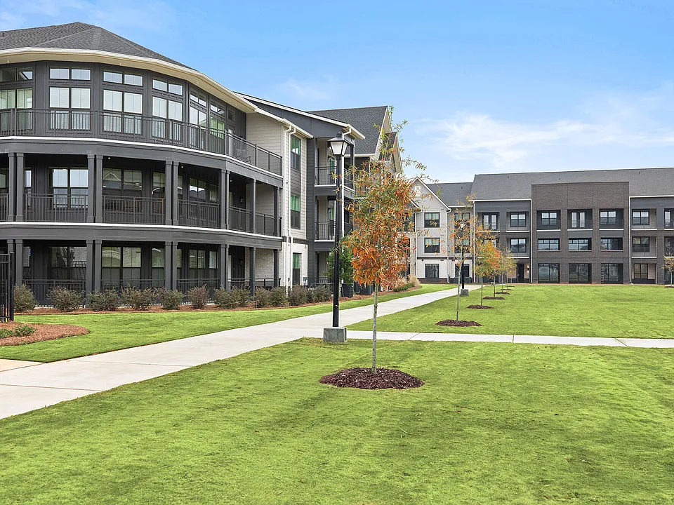 The Canter apartments community photo