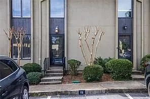 2 bed, 3.0 bath, 1798 sqft, $2,590 — Photo 2