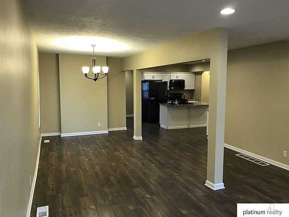 5th image of 5241 S 51st St