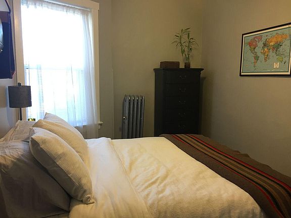 5th image of 312 Washington Blvd APT 1W
