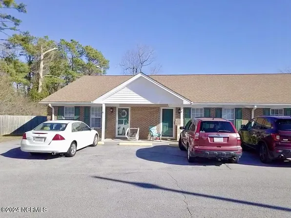 2900 Myrtle Street #14, Morehead City, NC 28557