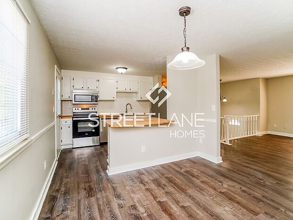5th image of 2993 Deepwood Dr