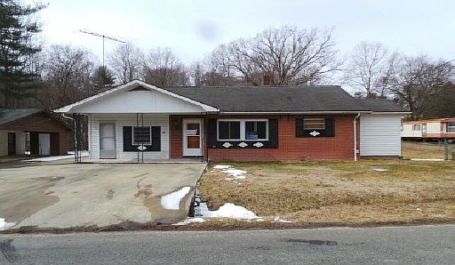 1st image of 168 Herring St