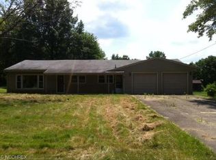 9739 W Hill Dr, Canfield, OH 44406