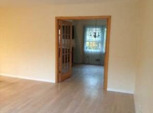 15 Rachele Ct, Matawan, NJ 07747