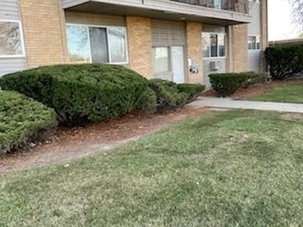 25337 S Montmartre Ct #1, Oak Park, MI 48237