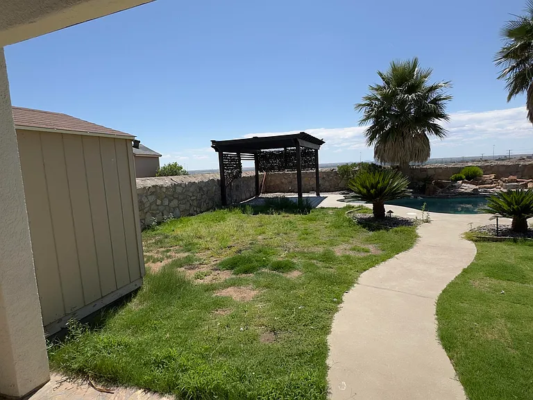 7665 Mundy Creek Dr — Photo 62