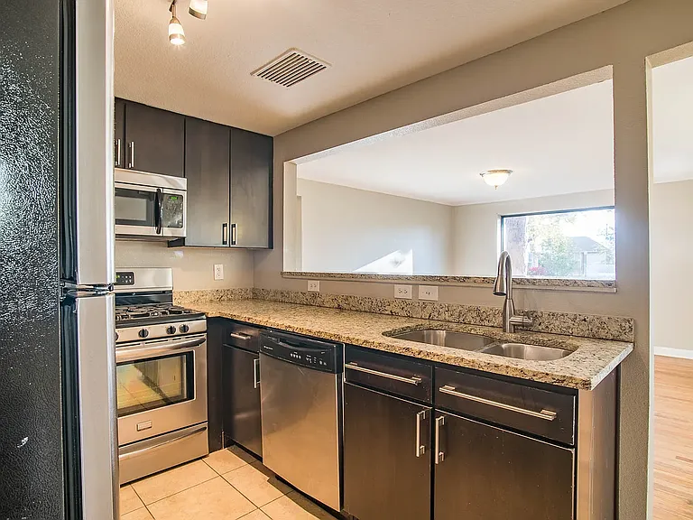 3395 Oneida St #1 — Photo 7
