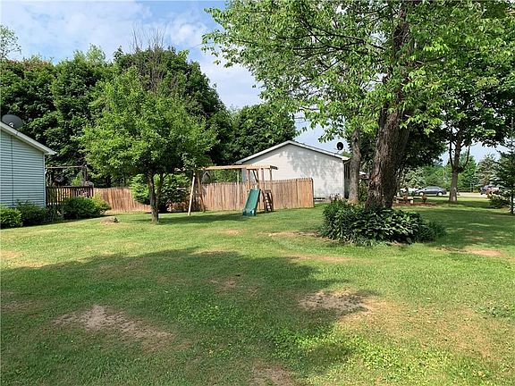 4th image of 721 Pineview Dr