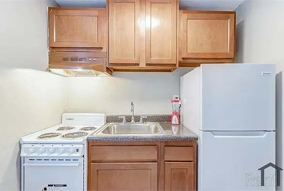 1821 Parkline Dr #51