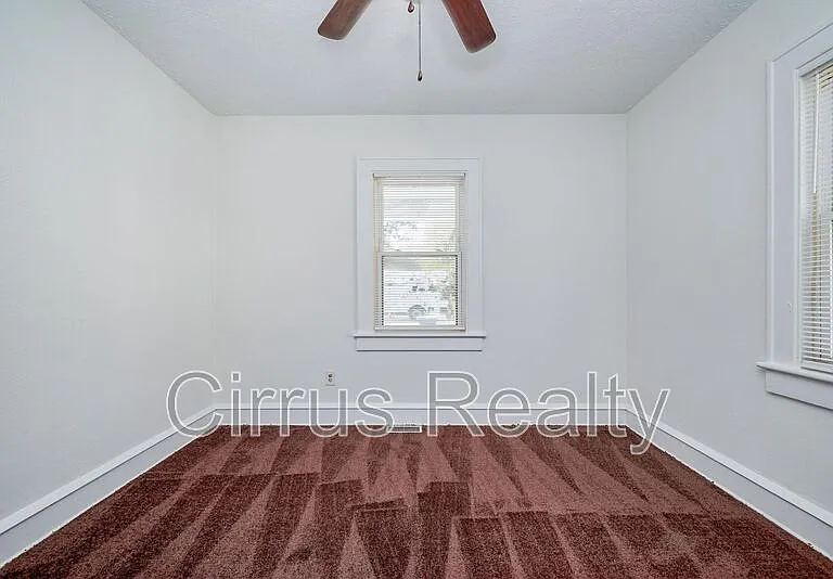 448 Chapel St — Photo 17