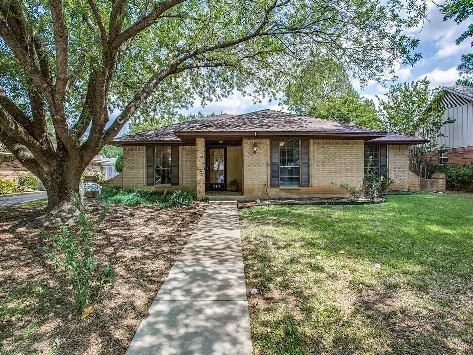 1st image of 2313 E Windsor Dr