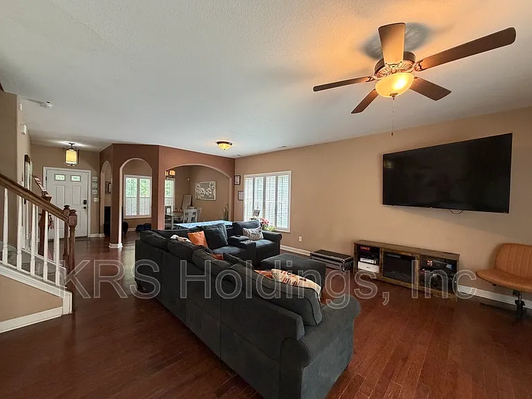 4125 Pughsville Rd — Photo 3