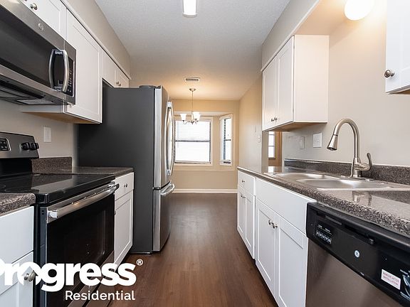 4th image of 6276 Barwick Dr