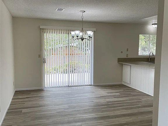 4th image of 13141 E Avenue W10