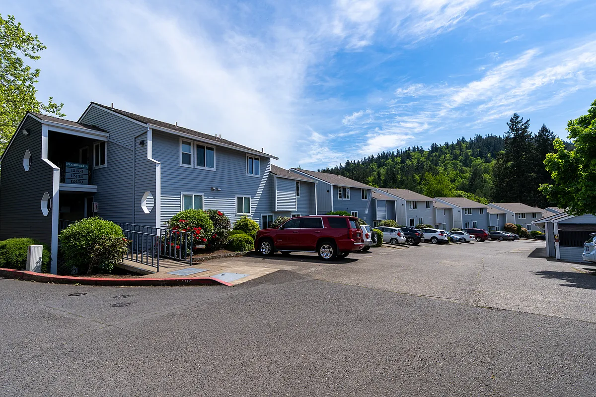 Building Photo - 12500 SE 110th Ct