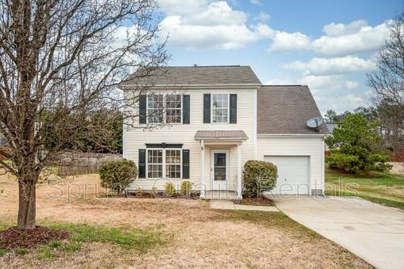 1st image of 3703 Thornwood Dr