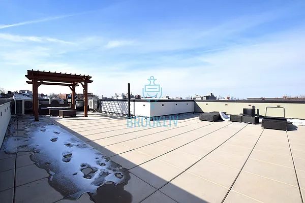 Rented by null | media 100