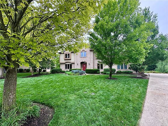 3rd image of 10215 Blossom Wood Ct
