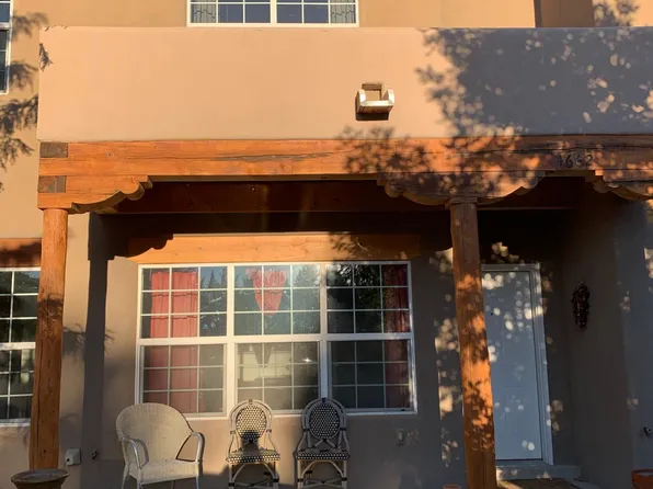 4662 Camino Cuervo, Santa Fe, NM 87507