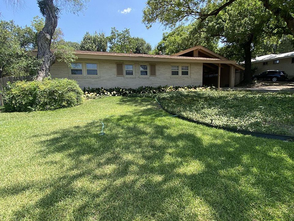 178 Treasure Way front