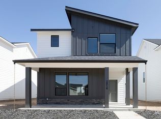 2816 N Eagle Meadow Ave, Kuna, ID 83634